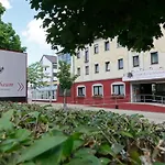Hotel-restaurant Zum Kirschbaum מלון וירצבורג