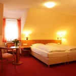 Hotel-restaurant Zum Kirschbaum 3*