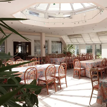 Hotel-restaurant Zum Kirschbaum 호텔 뷔르츠부르크