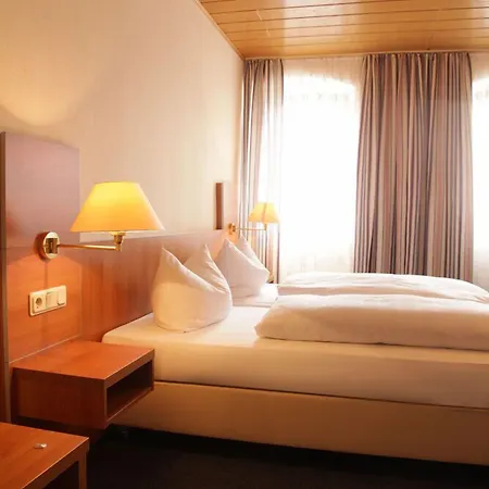 Hotel-restaurant Zum Kirschbaum 뷔르츠부르크