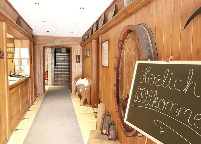 Hotel-restaurant Zum Kirschbaum 호텔 뷔르츠부르크
