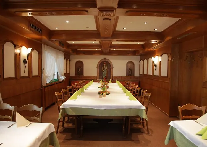 Hotel-restaurant Zum Kirschbaum 호텔 뷔르츠부르크