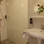 מלון Hotel-restaurant Zum Kirschbaum וירצבורג