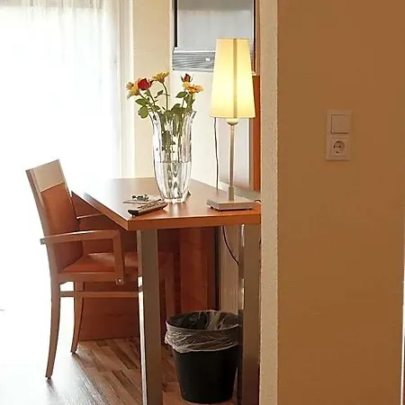 Hotel-restaurant Zum Kirschbaum Вюрцбург