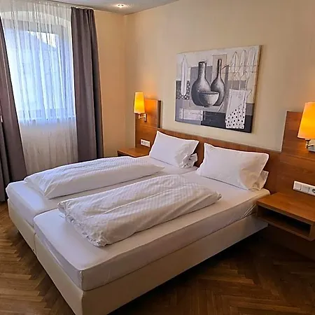 Hotel-restaurant Zum Kirschbaum 3*