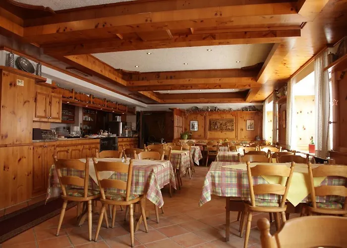 מלון Hotel-restaurant Zum Kirschbaum וירצבורג